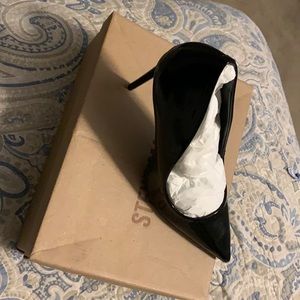 BRAND NEW! NEVER WORN VALA BLACK PATENT STEVE MADDEN PUMP